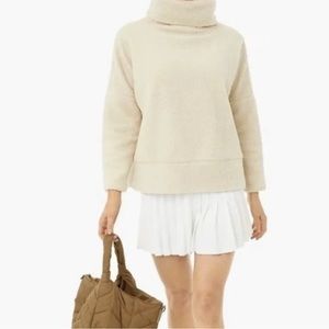 Tuckernuk sherpa Teddy Fleece turtleneck